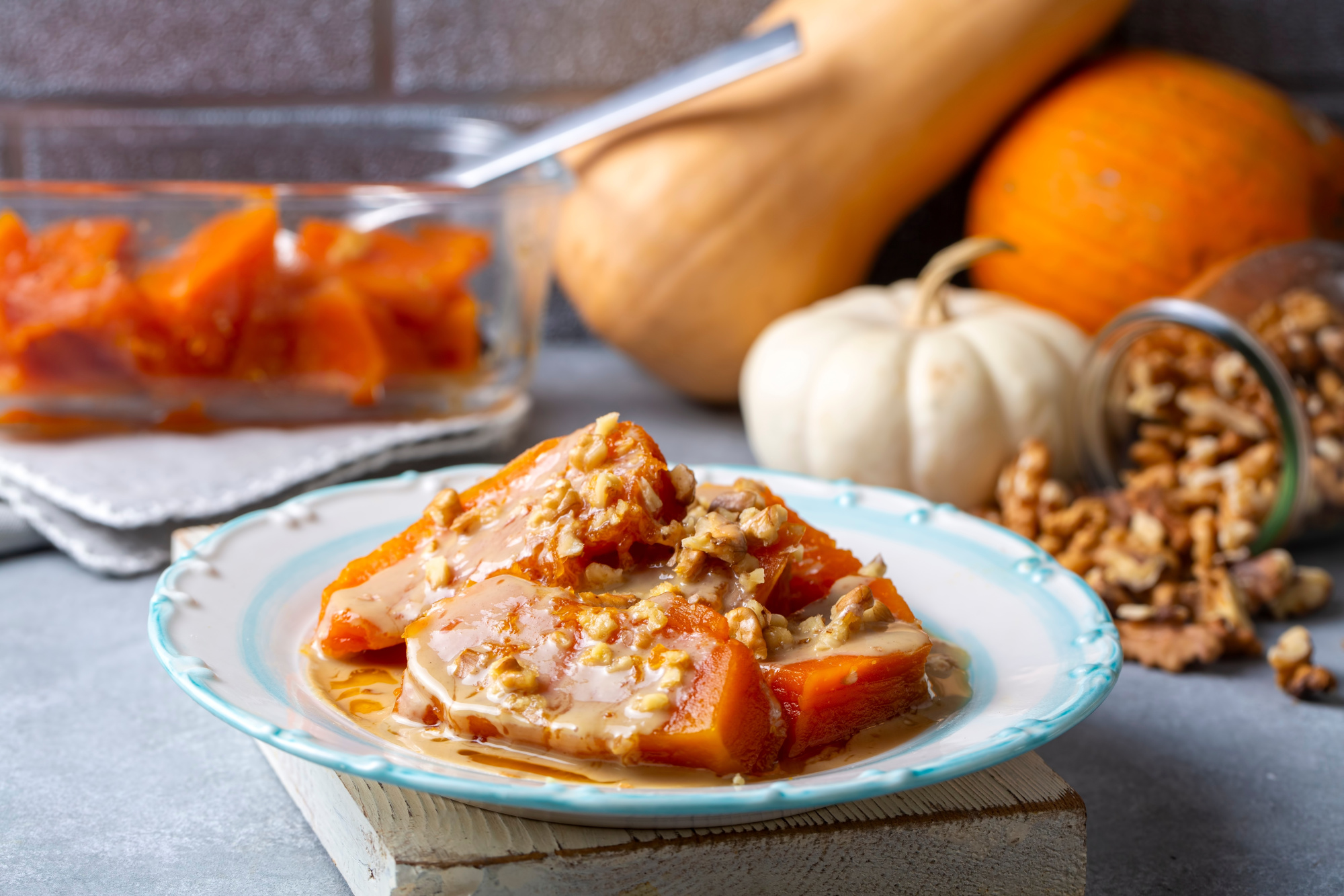 Imagen plato con dulce de calabaza en cocina