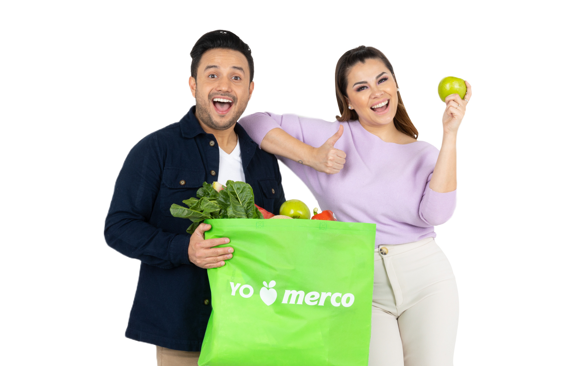 Imagen de pareja con despensa Merco en línea Imagen pareja con despensa Merco